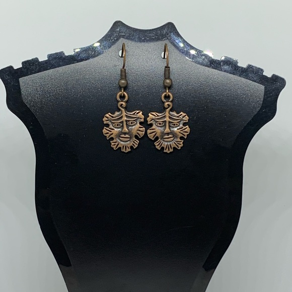 Alloy Leafy Face Earrings Chunky - Picture 3 of 3